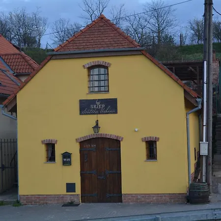 Sklep Sv. Urbana 3*