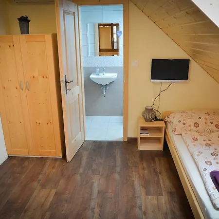 Sklep Sv. Urbana Pensjonat 3*